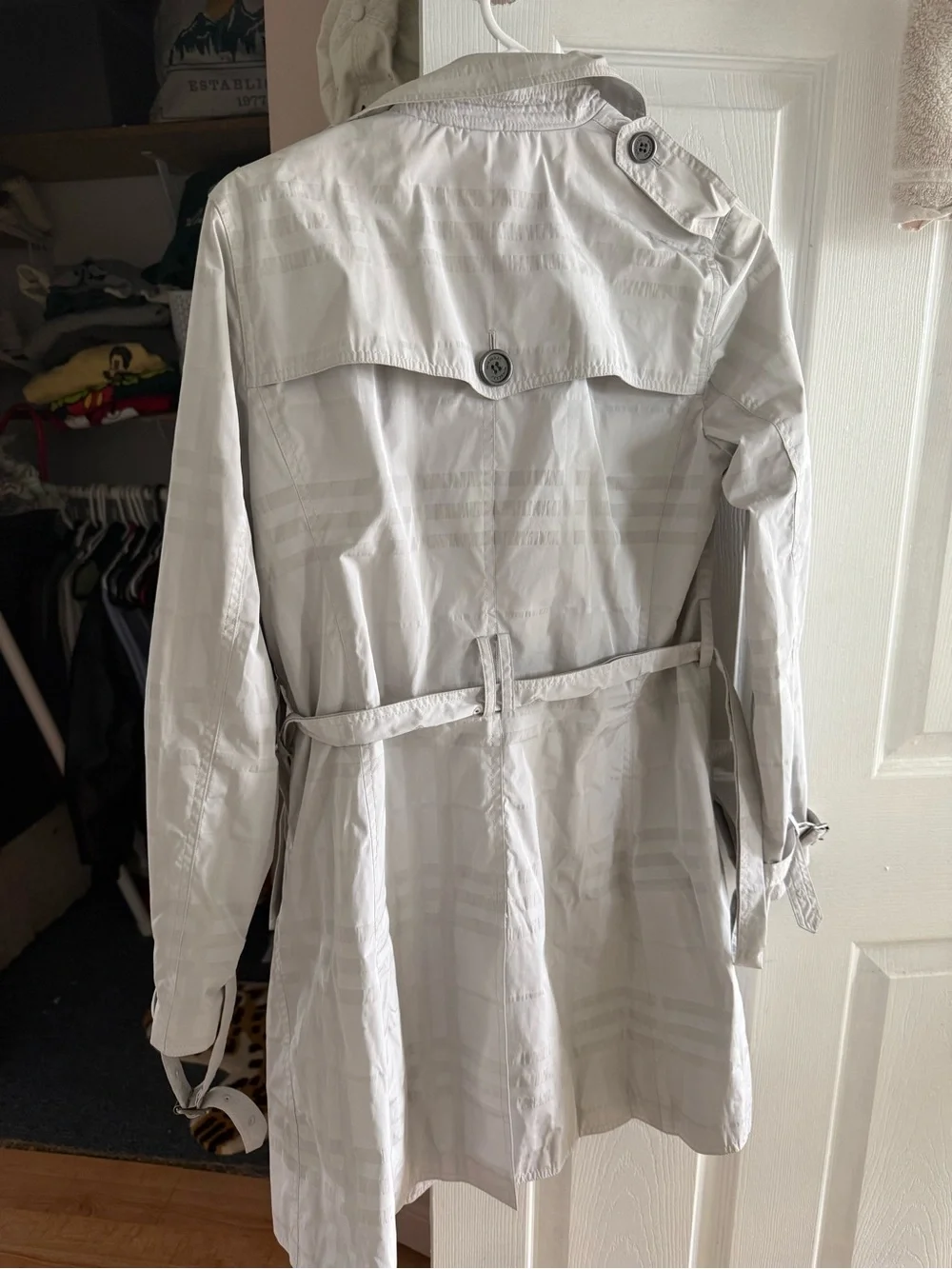 Burberry Light Gray Double-Breasted Trench Coat - Picture 4 of 15